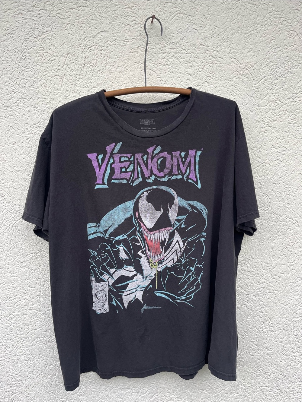 Marvel Venom 2XL Distressed Black T Shirt